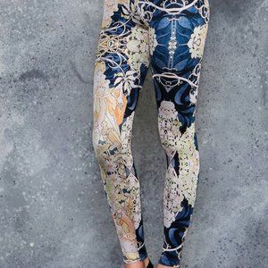 Blackmilk Mucha Black leggings